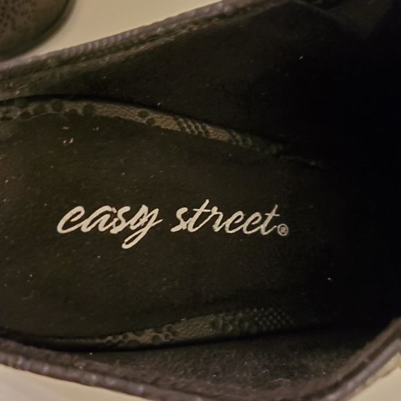 Easy Street Shiloh Mule - Picture 5 of 6